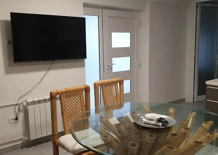 Apartma Pata, Koper - * Cezarji